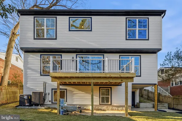 $1,200,000 | 414 Waterford Road, Silver Spring, MD 20901
