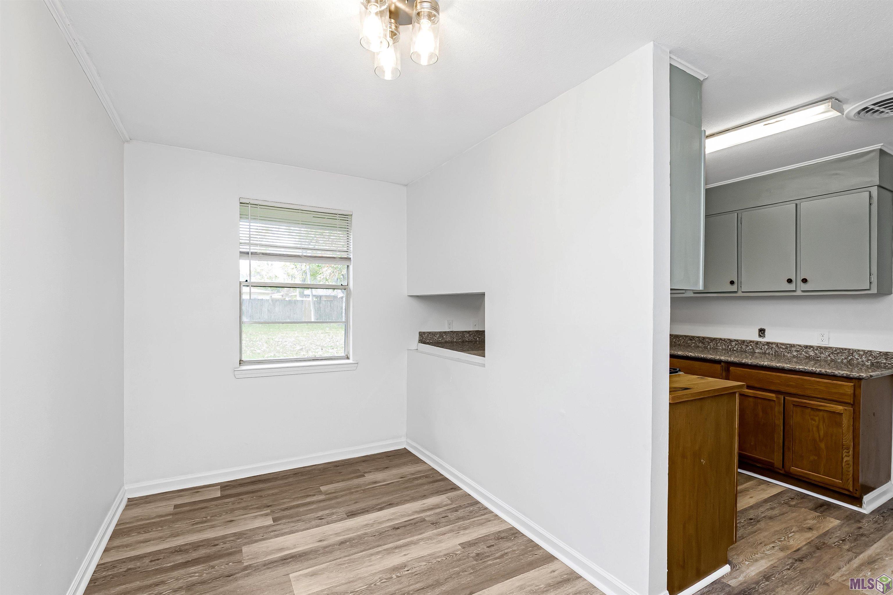 1435 Duchess Drive Baton Rouge, LA 70815 - Photo 11 of 25 Keeping Room