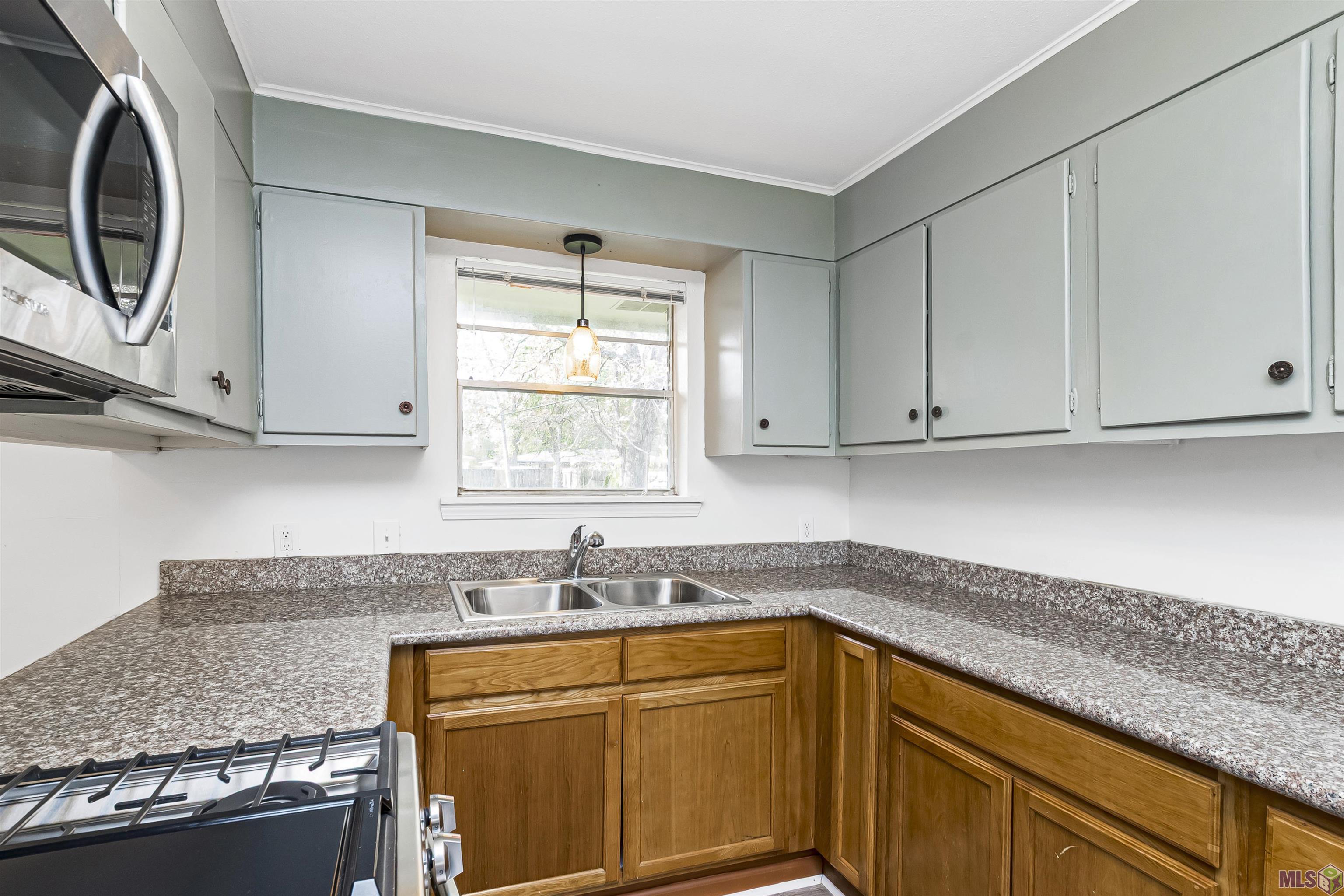 1435 Duchess Drive Baton Rouge, LA 70815 - Photo 6 of 25 Kitchen