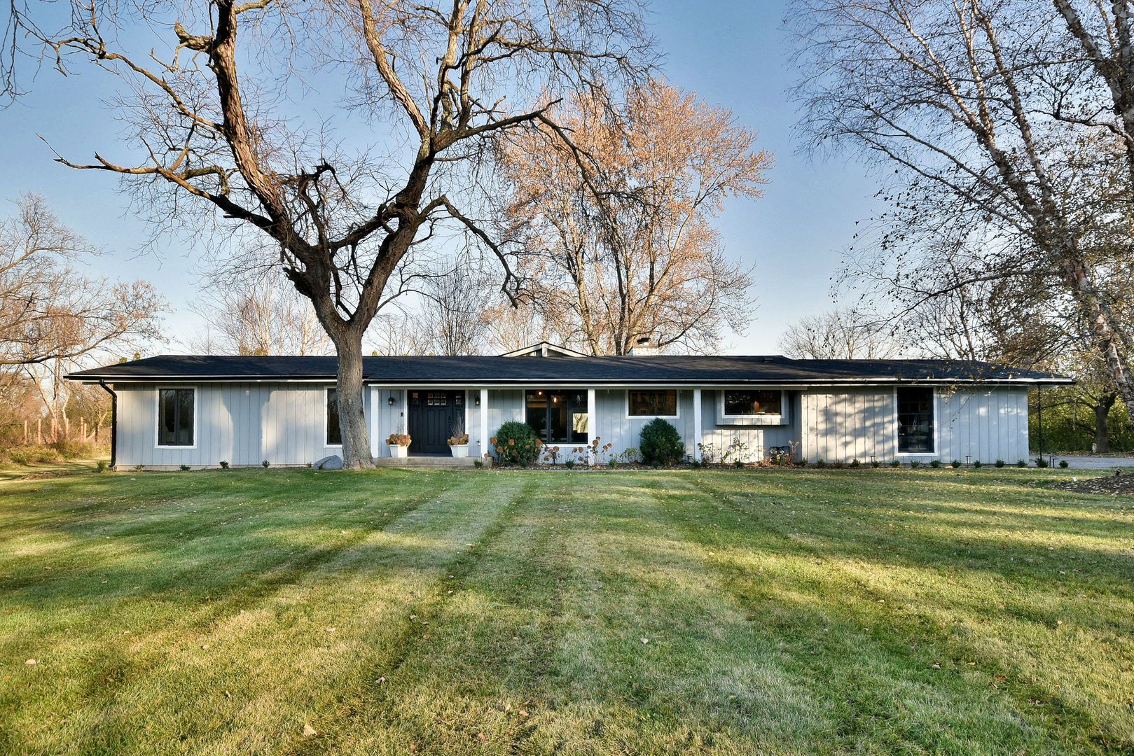 171 North Buckley Road Chicago, IL 60639 - Photo 7 of 42 front view of house with a yard