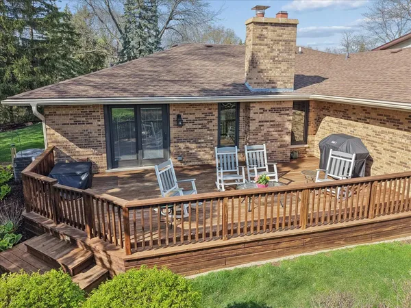 $725,000 | 897 West Kelly Ann Drive, Palatine, IL 60067