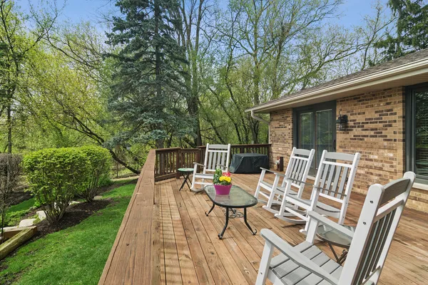 $725,000 | 897 West Kelly Ann Drive, Palatine, IL 60067