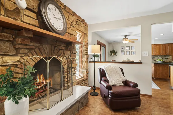 $725,000 | 897 West Kelly Ann Drive, Palatine, IL 60067
