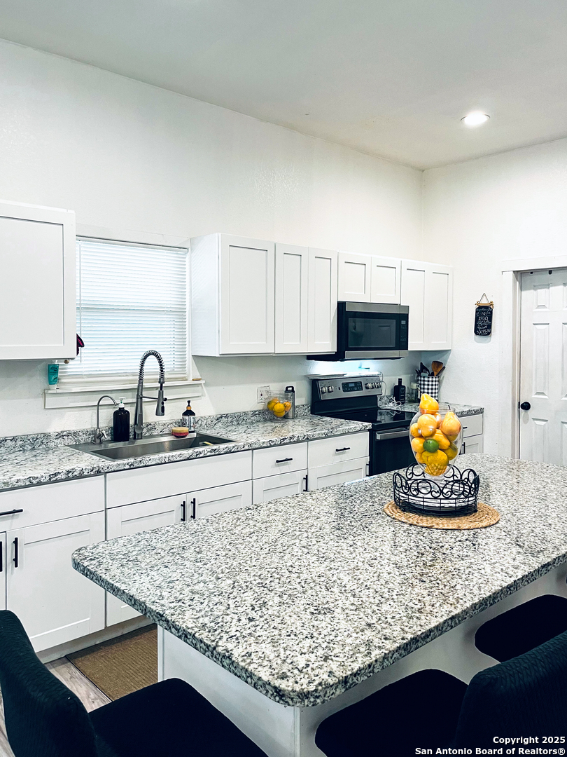 120 Town View Lane Canyon Lake, TX 78133 - Photo 2 of 5