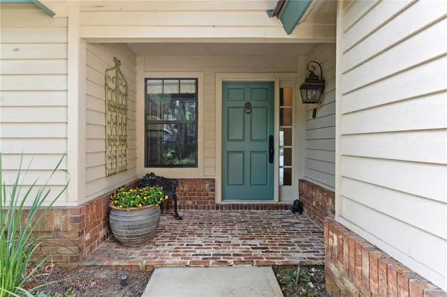 $575,000 | 19 Bay Tree Court West, St. Simons Island, GA 31522