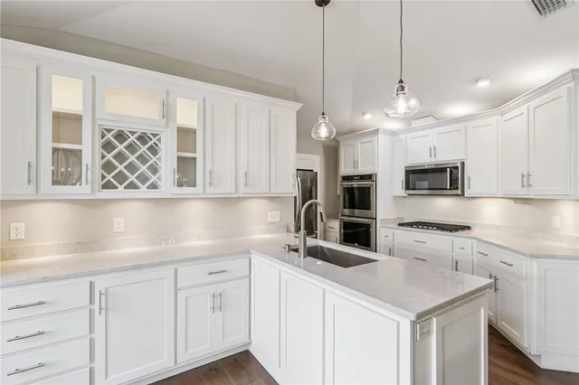 $575,000 | 19 Bay Tree Court West, St. Simons Island, GA 31522