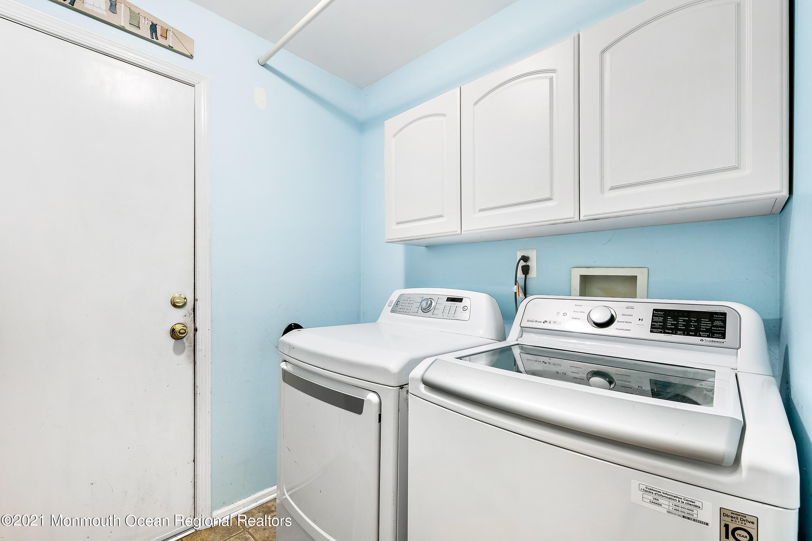 26 Roe Lane Howell, NJ 07731 - Photo 11 of 30 Laundry Room