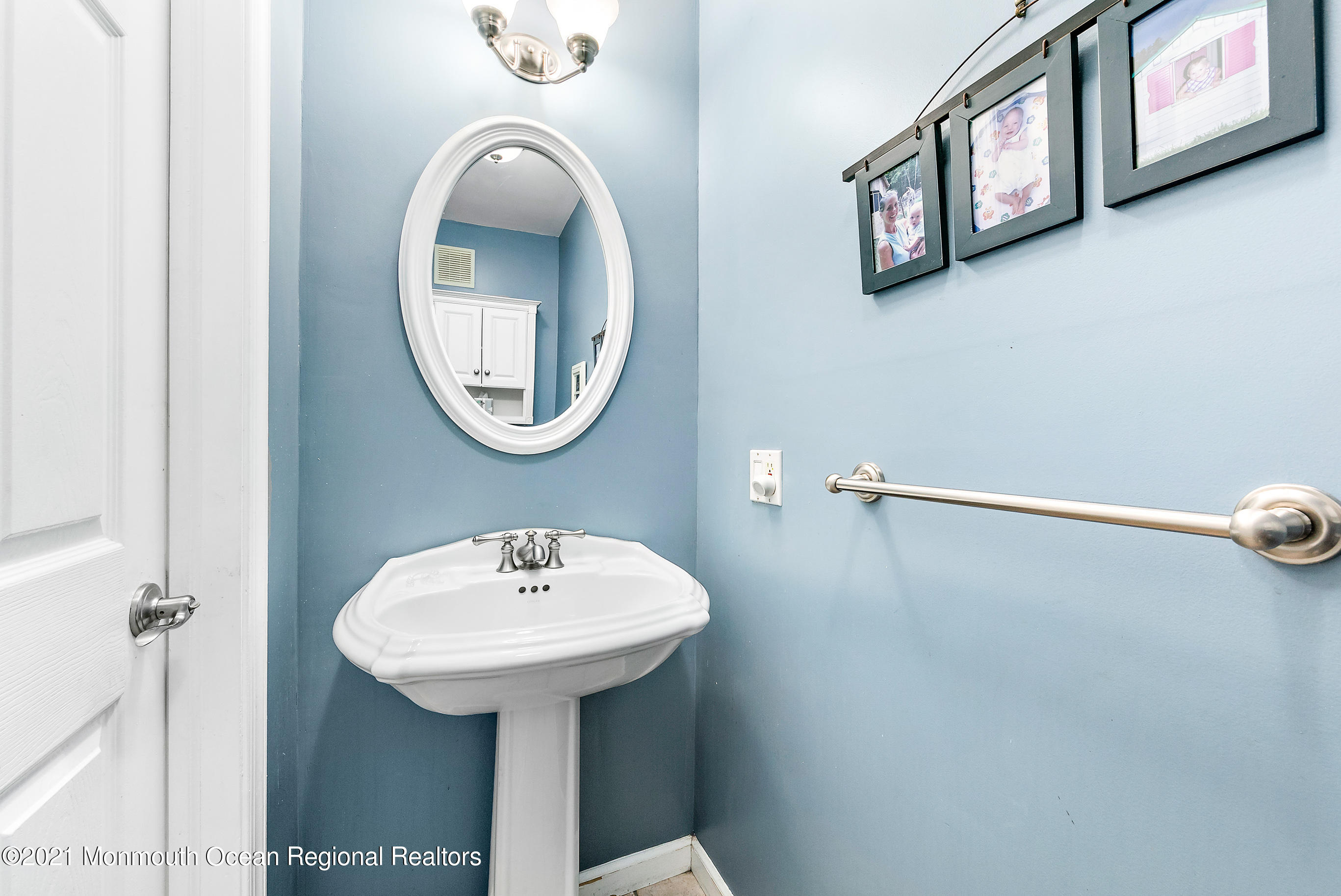 26 Roe Lane Howell, NJ 07731 - Photo 12 of 30 Powder Room