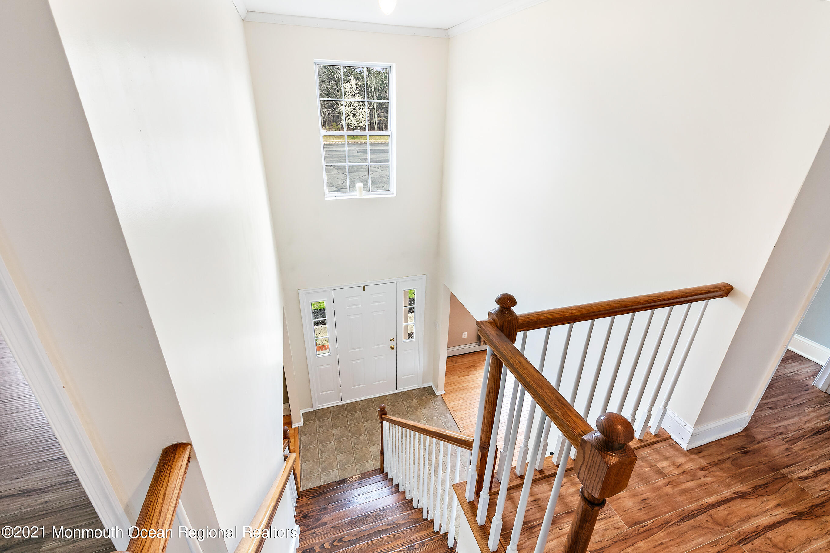 26 Roe Lane Howell, NJ 07731 - Photo 3 of 30 Foyer