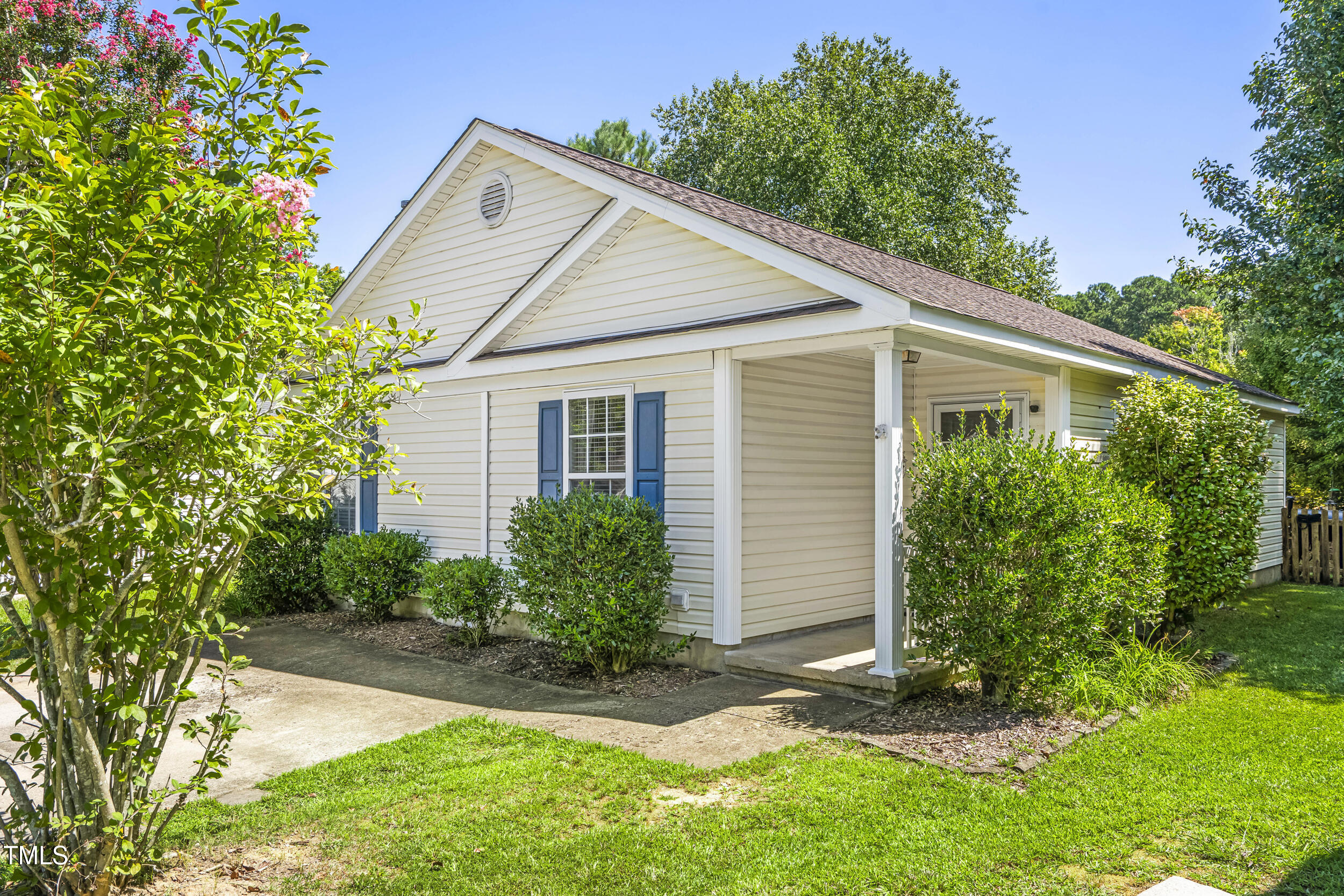 107 Checker Court Apex, NC 27502 - Photo 2 of 23 2_dsc04870