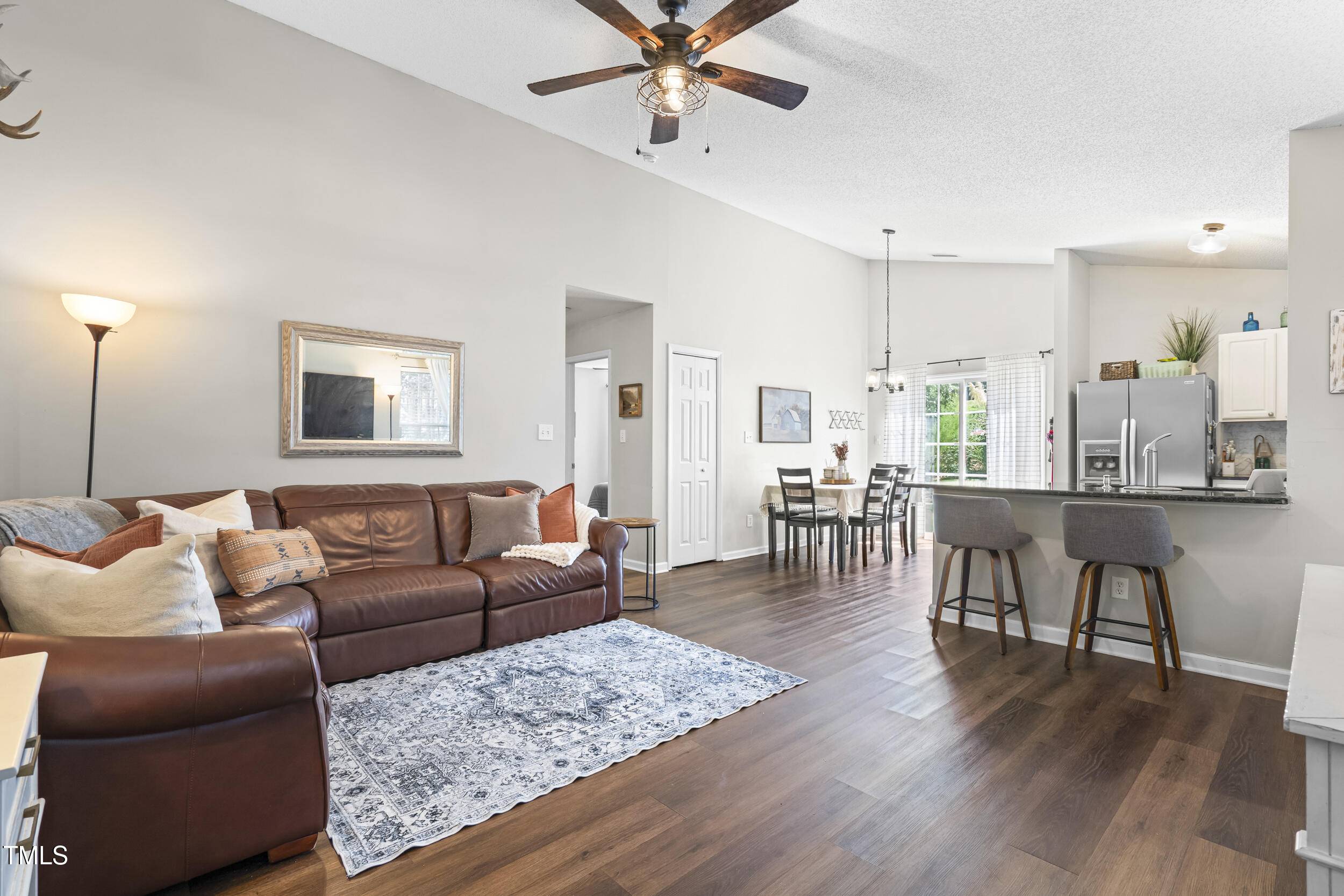 107 Checker Court Apex, NC 27502 - Photo 4 of 23 4_dsc04817