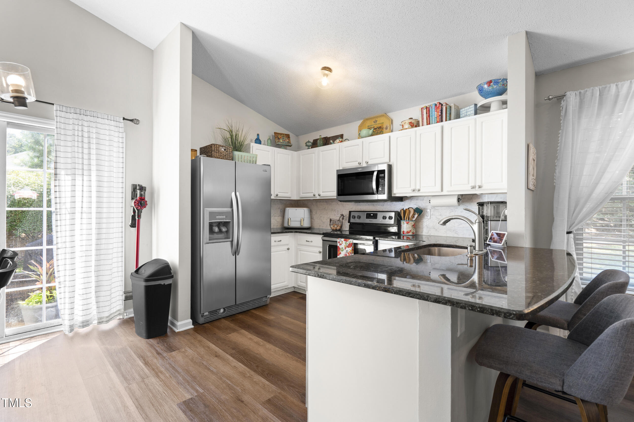 107 Checker Court Apex, NC 27502 - Photo 10 of 23 10_dsc04835