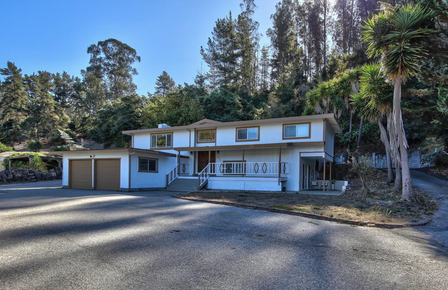 6701 Tustin Road Salinas, CA 93907 - Photo 1 of 26 Gallery Image 1
