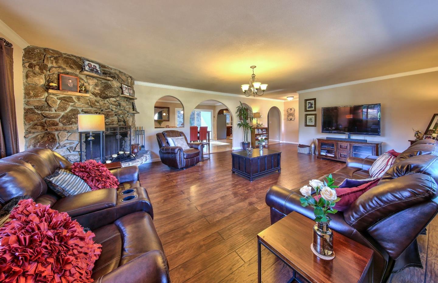 6701 Tustin Road Salinas, CA 93907 - Photo 7 of 26 Gallery Image 7