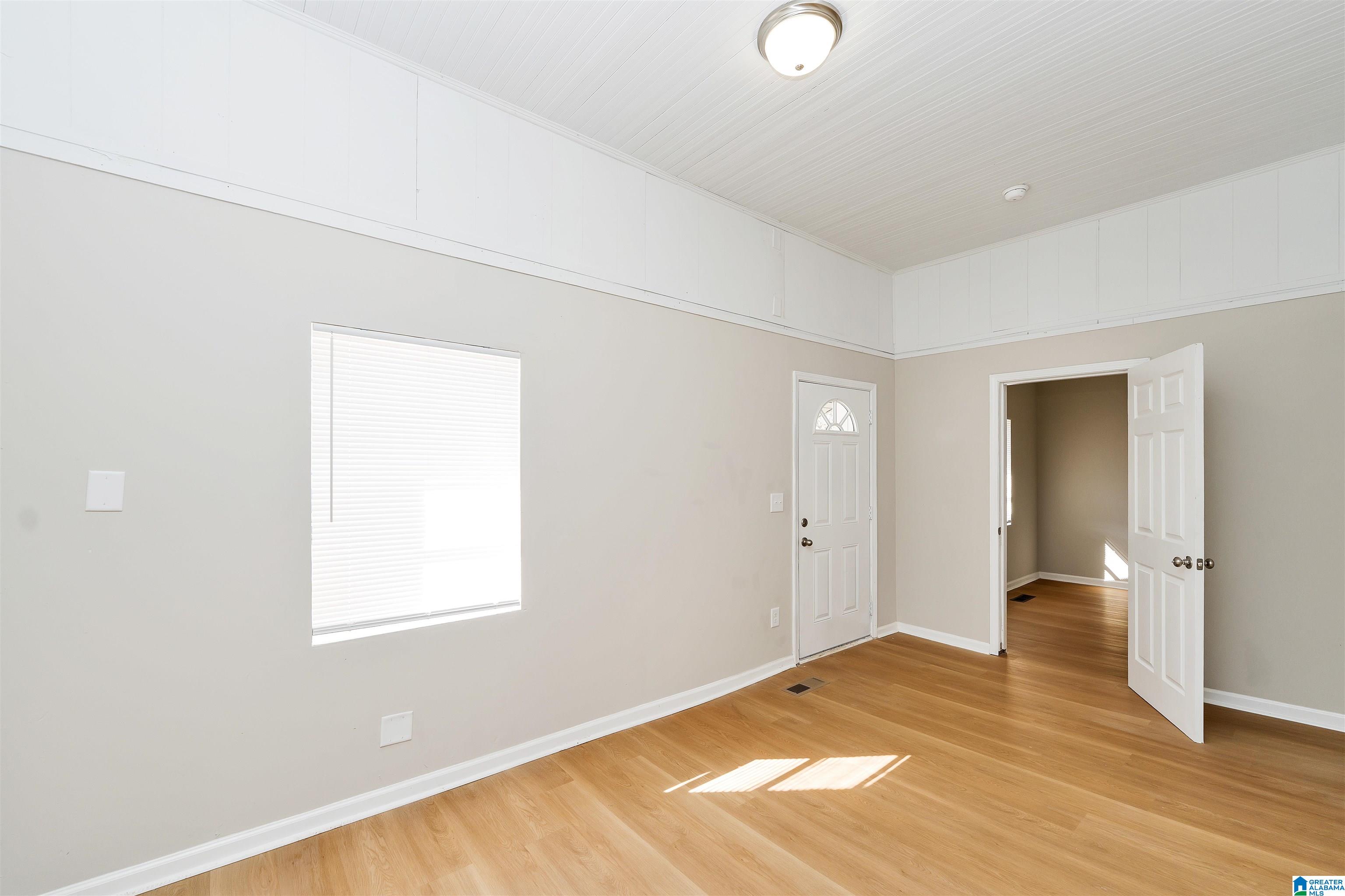 1305 10th Avenue Jasper, AL 35501 - Photo 4 of 25