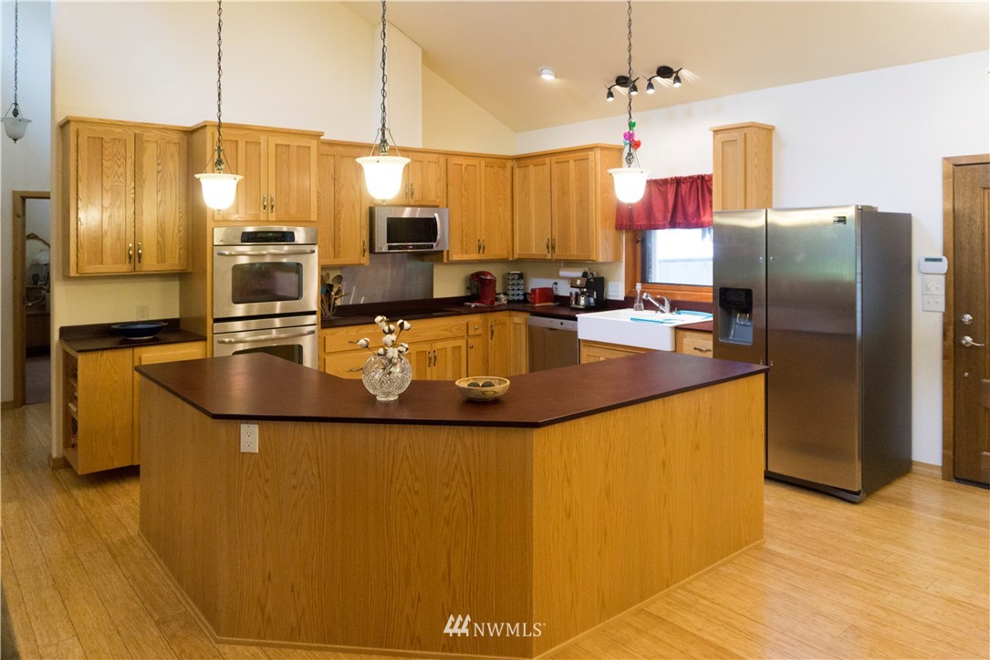 3873 Wishkah Road Aberdeen, WA 98520 - Photo 3 of 24 Gallery Image 3