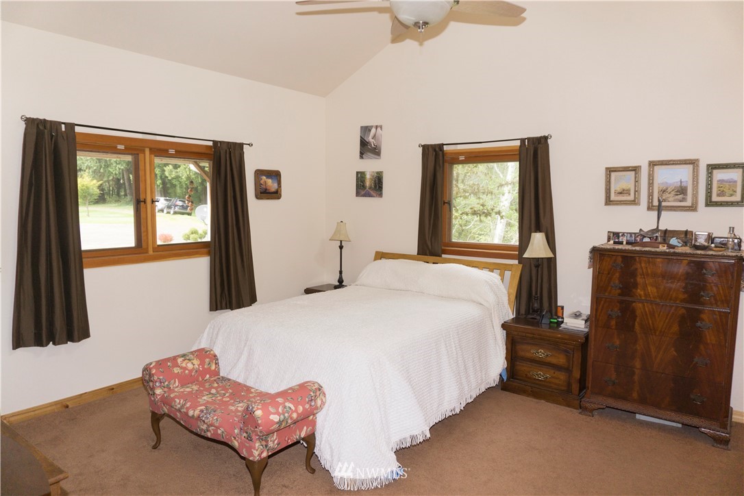 3873 Wishkah Road Aberdeen, WA 98520 - Photo 8 of 24 Gallery Image 8