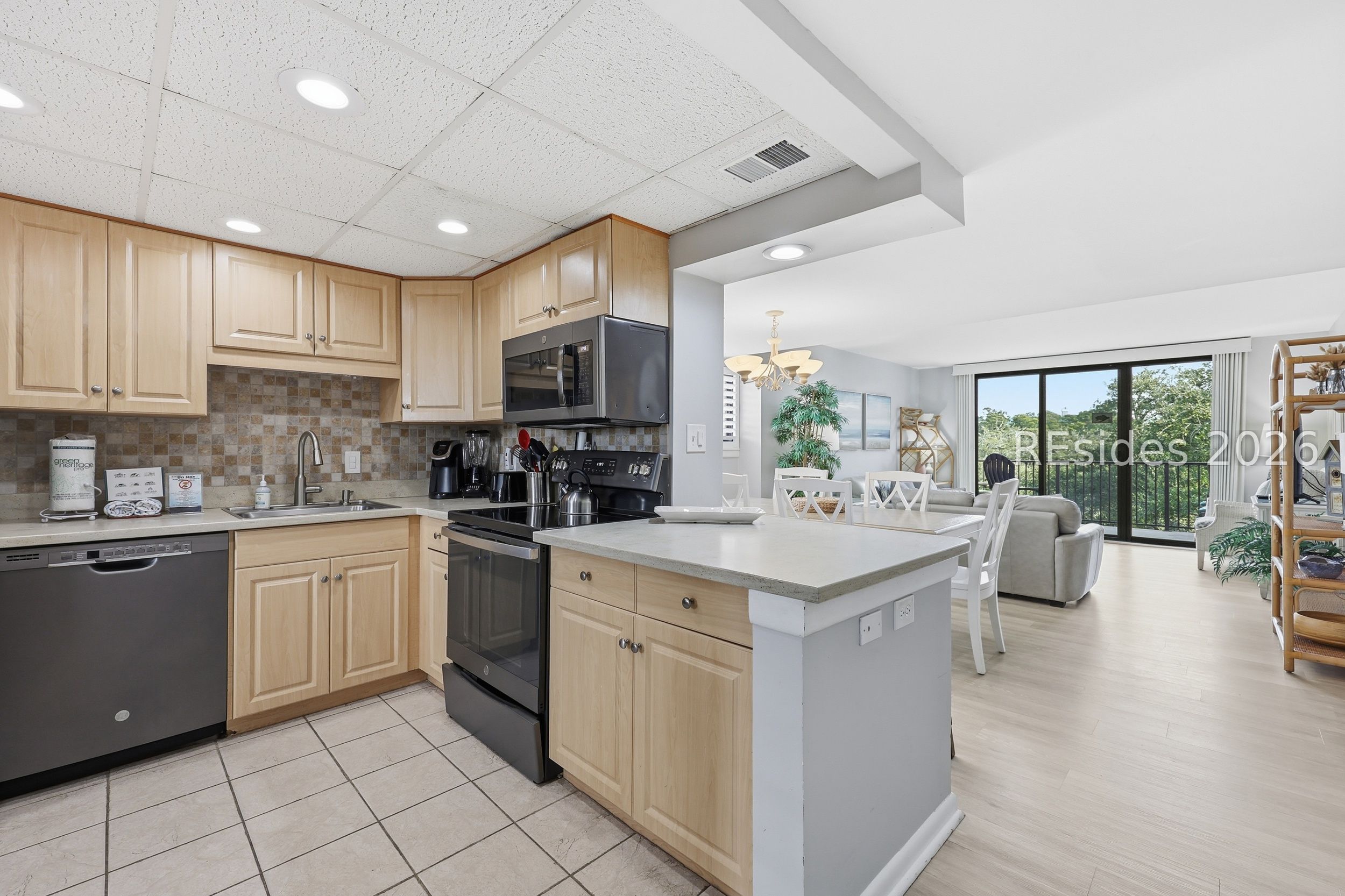 85 Folly Field Road, Unit 1404 Hilton Head Island, SC 29928 - Photo 4 of 31