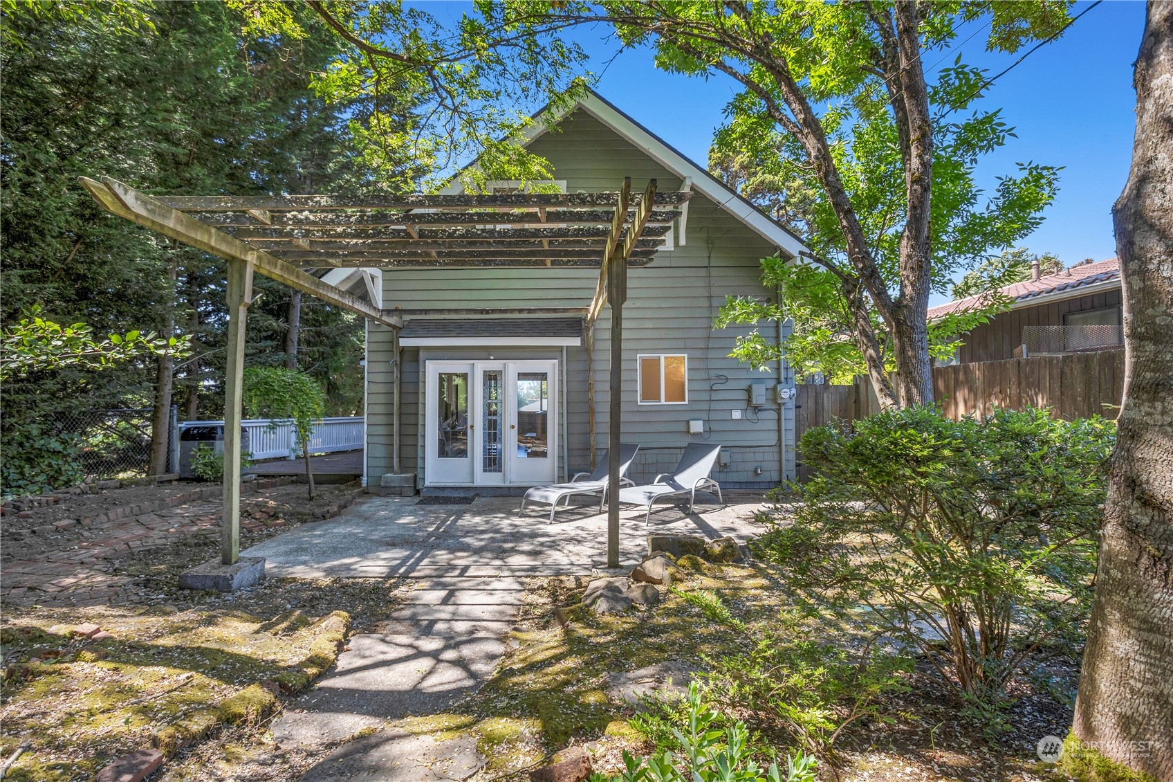 4326 Southwest Findlay Street Seattle, WA 98136 - Photo 35 of 40 Gallery Image 35