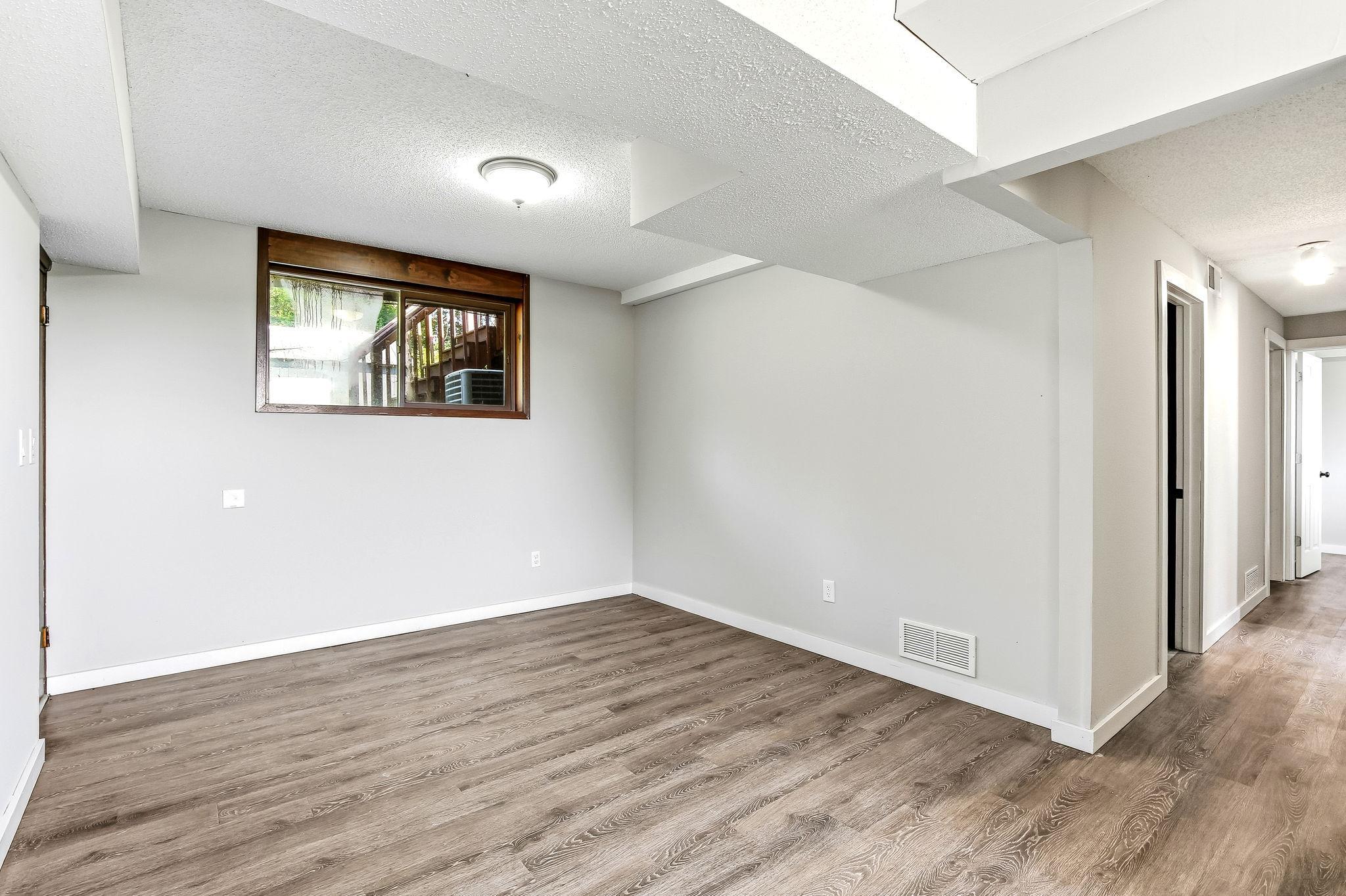 5512 Woodside Road Southeast Prior Lake, MN 55372 - Photo 20 of 31 Gallery Image 20