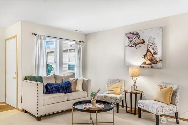 $290,000 | 6317 111th Avenue East, Puyallup, WA 98372