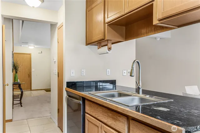 $290,000 | 6317 111th Avenue East, Puyallup, WA 98372