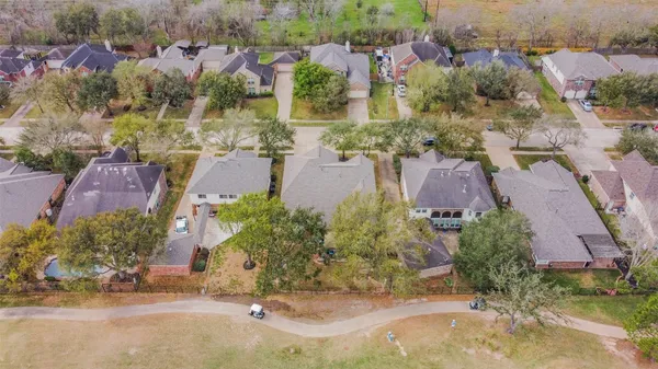 $3,750 | 2103 Blue Water Bay Drive, Katy, TX 77494