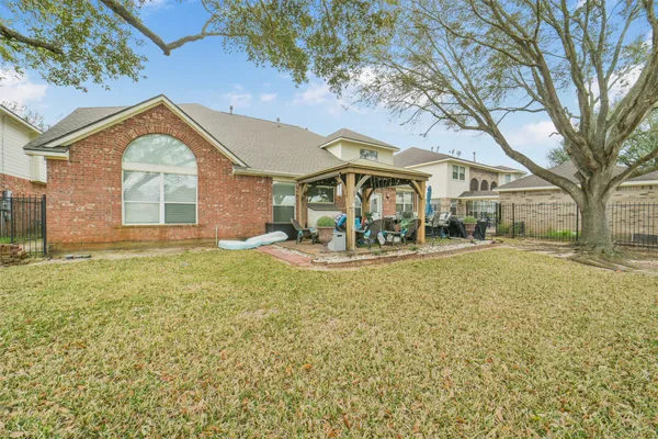 $3,750 | 2103 Blue Water Bay Drive, Katy, TX 77494