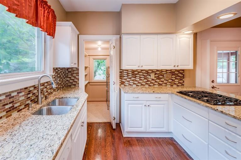 1007 Fontaine Road Lexington, KY 40502 - Photo 7 of 38 Photo 7
