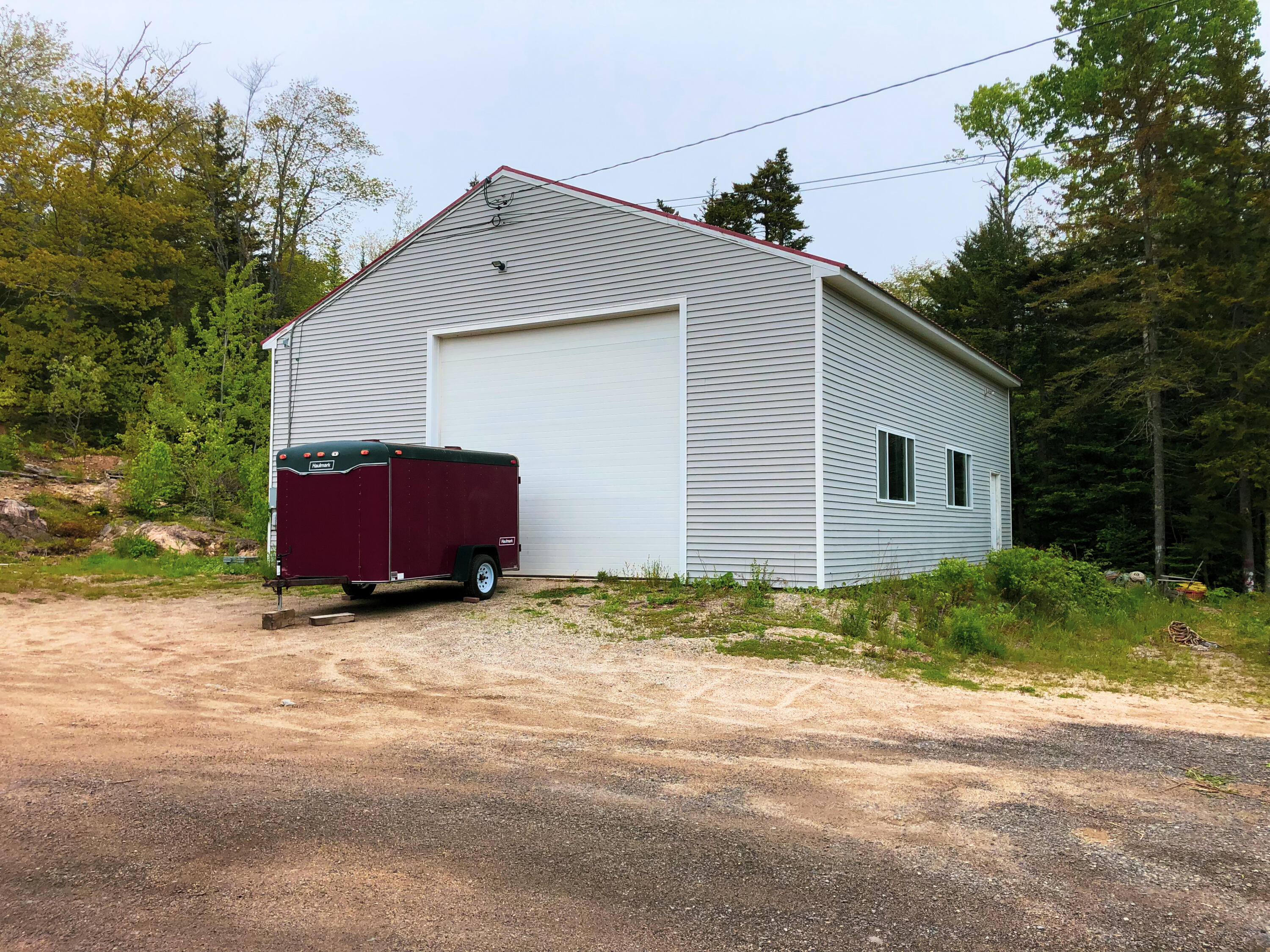100 Sunshine Road Deer Isle, ME 04627 - Photo 5 of 37 10