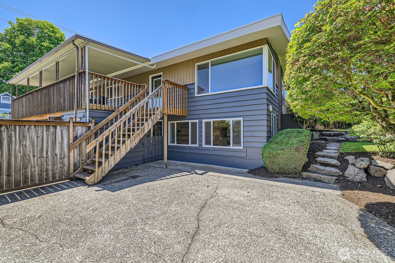 7924 South 112th Street Seattle, WA 98178 - Photo 31 of 40 a view of a house with a yard