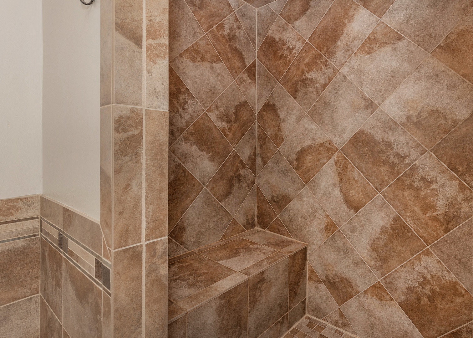25199 182nd Street Pleasant Valley, IA 52767 - Photo 17 of 37 a bathroom with a shower