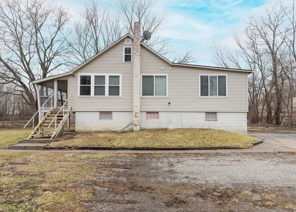 $183,000 | 25199 182nd Street, Pleasant Valley, IA 52767