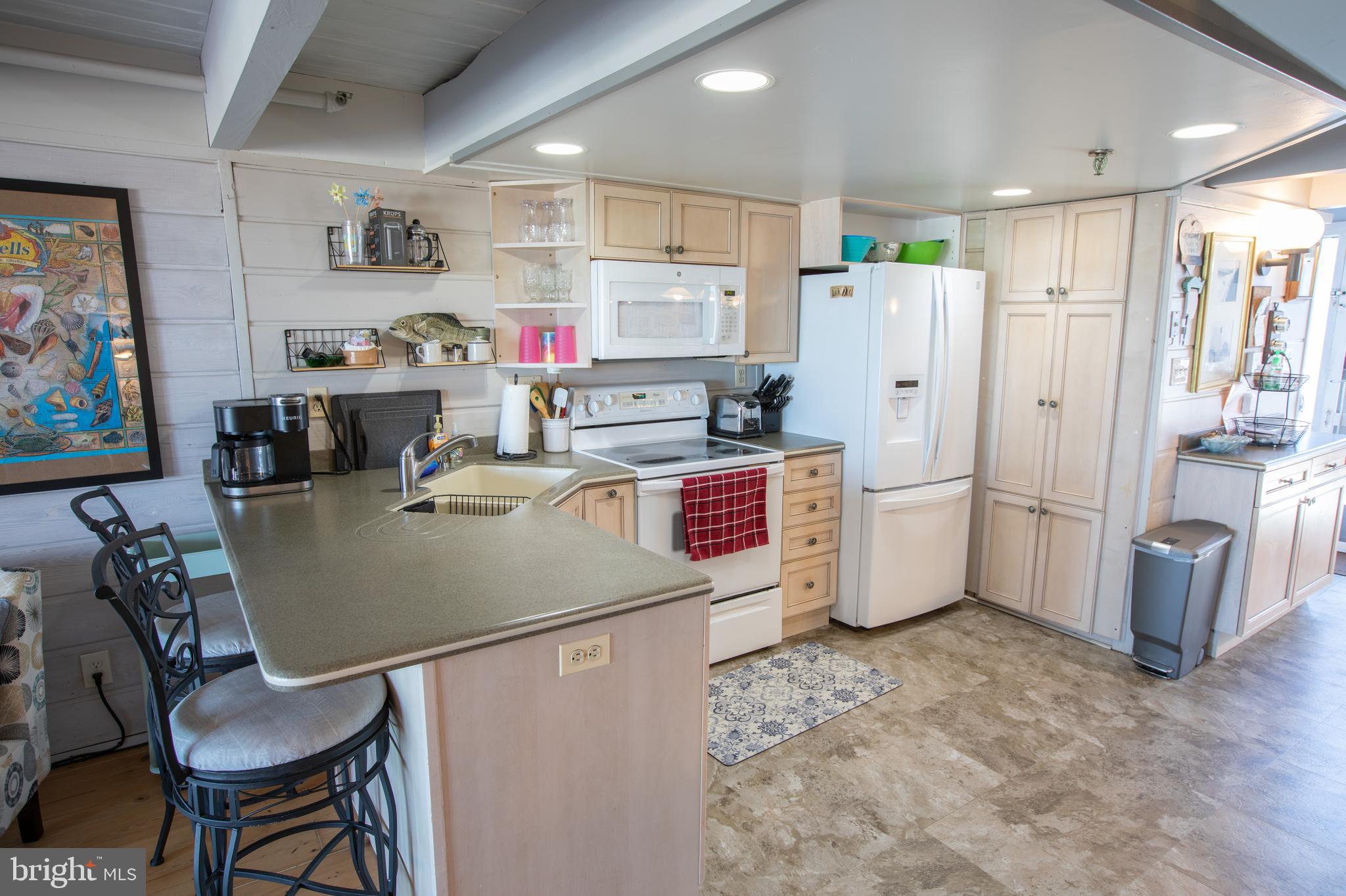 29135 Ocean Road, Unit 15 Bethany Beach, DE 19930 - Photo 8 of 38