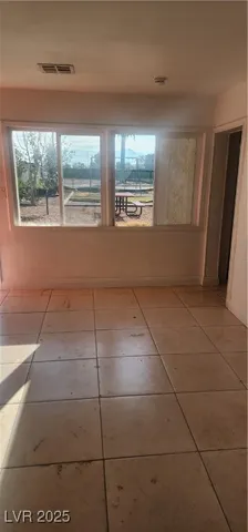 $750 | 2121 North Carroll Street, Unit F, North Las Vegas, NV 89030