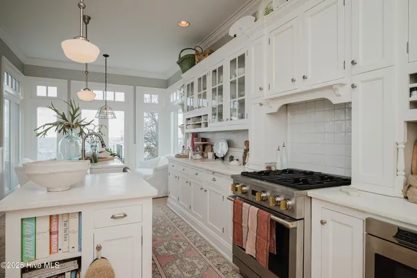 $1,995,000 | 117 Blount Street, Edenton, NC 27932