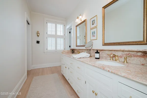 $1,995,000 | 117 Blount Street, Edenton, NC 27932