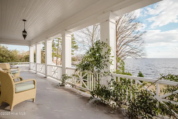 $1,995,000 | 117 Blount Street, Edenton, NC 27932