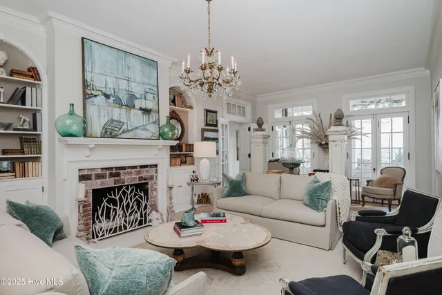 $1,995,000 | 117 Blount Street, Edenton, NC 27932