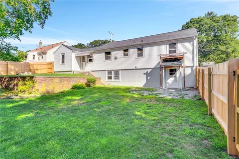 $420,000 | 115 Waterman Street, Cumberland, RI 02864