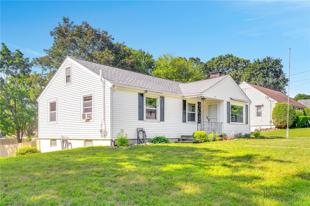 115 Waterman Street Cumberland, RI 02864 - Photo 3 of 32