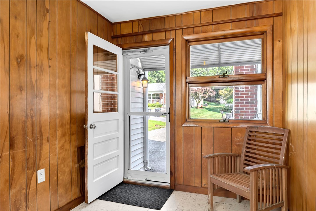 115 Waterman Street Cumberland, RI 02864 - Photo 6 of 32