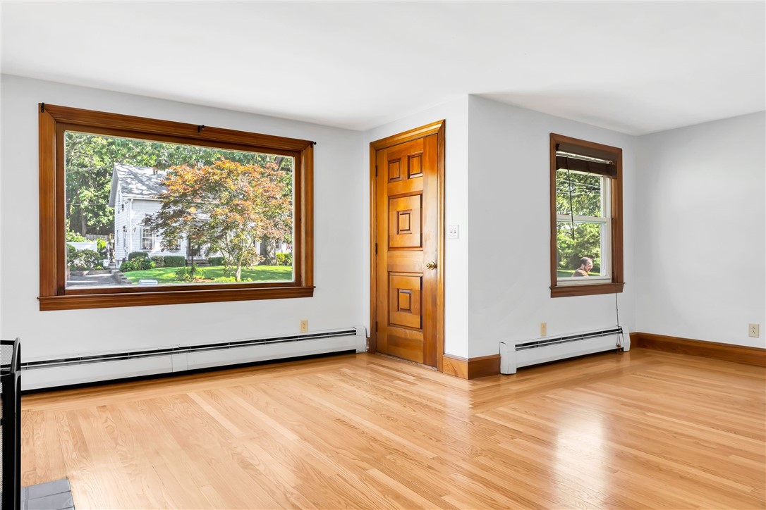 115 Waterman Street Cumberland, RI 02864 - Photo 9 of 32