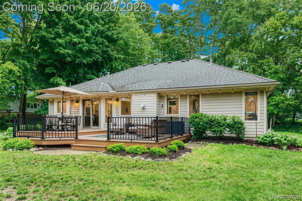 5901 Ford Road Commerce Township, MI 48382 - Photo 44 of 48