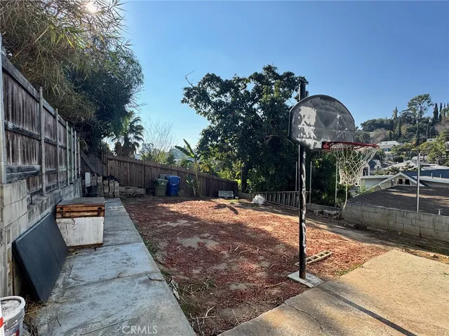 $670,000 | 1574 Donaldson Street, Los Angeles, CA 90026