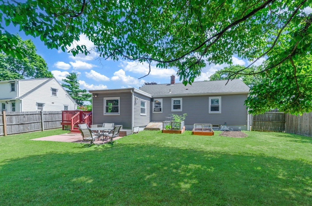 263 Maple Street Warwick, RI 02888 - Photo 19 of 23