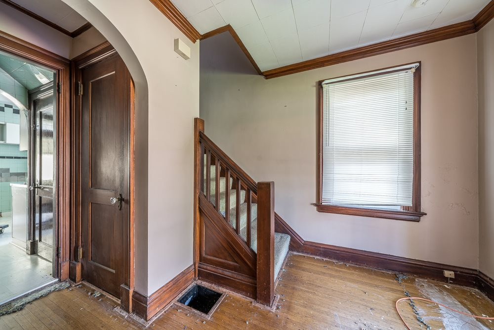 21 Pleasant Ridge Avenue Fort Mitchell, KY 41017 - Photo 5 of 39 Gallery Image 5