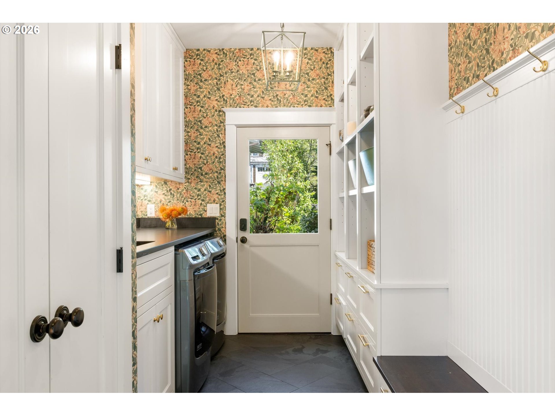 6228 Southwest Sweetbriar Court Portland, OR 97221 - Photo 39 of 47