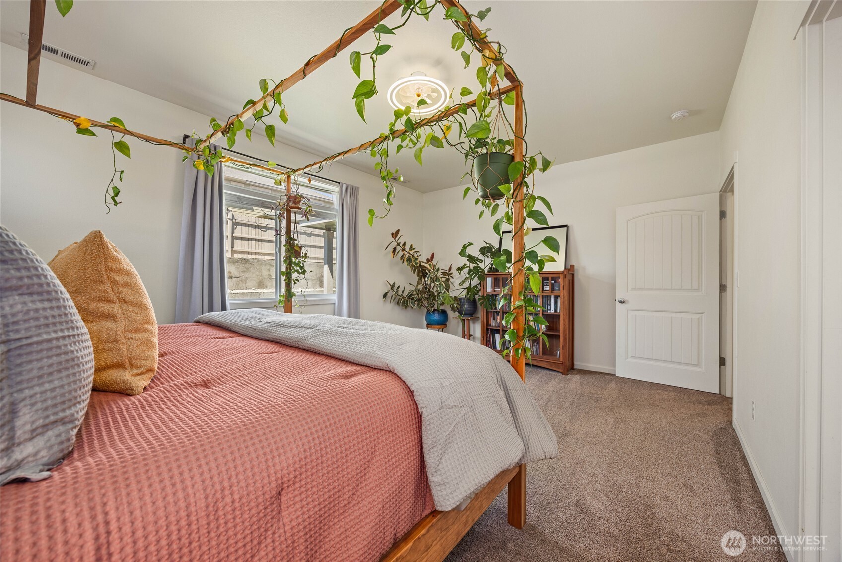491 Spring View Place Chelan, WA 98816 - Photo 20 of 37