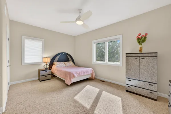 $999,000 | N60W27257 Trappers Run, Merton, WI 53089